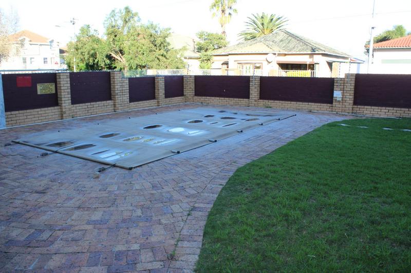 2 Bedroom Property for Sale in Churchill Estate Western Cape